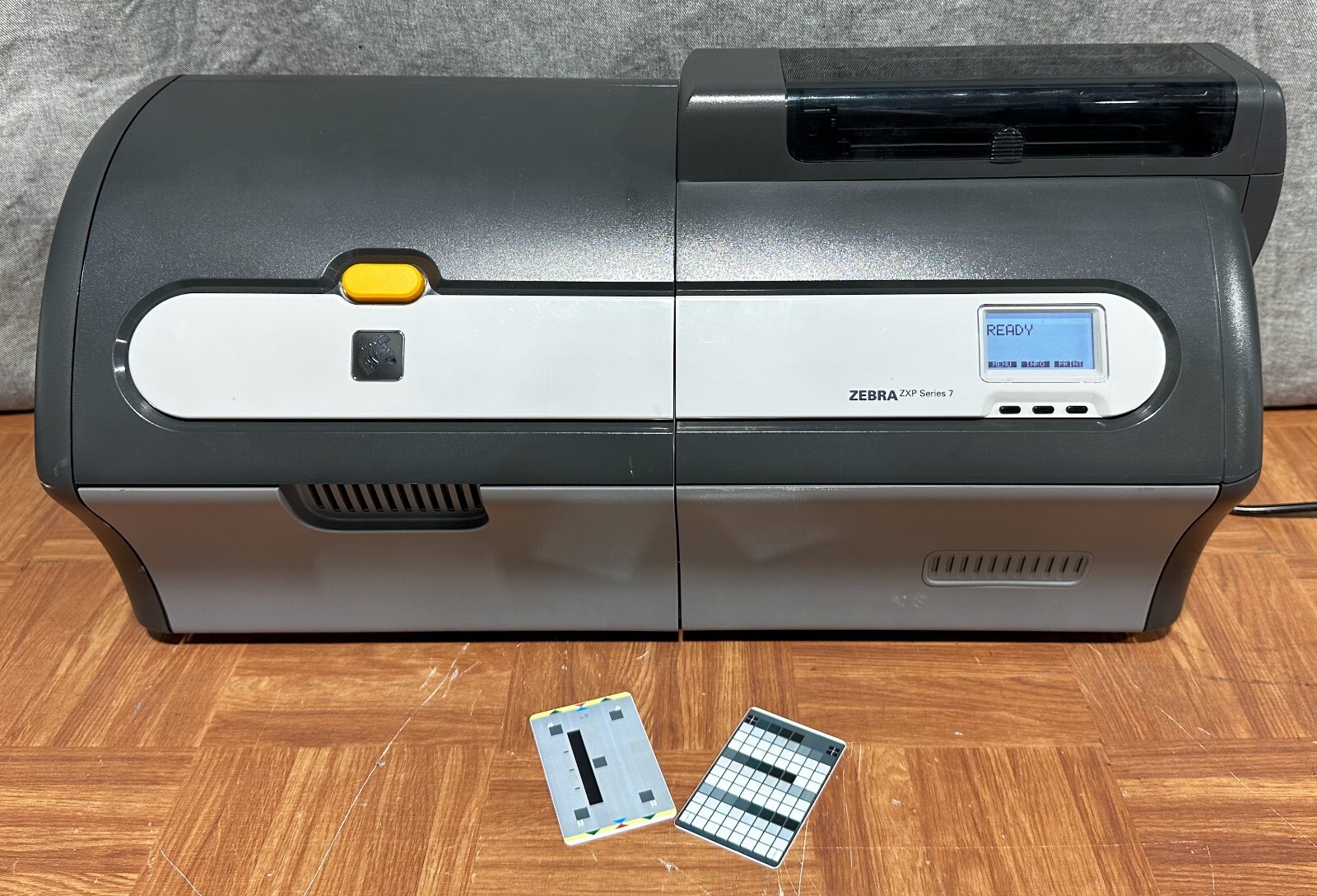 Zebra ZXP Series 7 Name Badge ID Card Printer 4166 Card Count Z71 ...