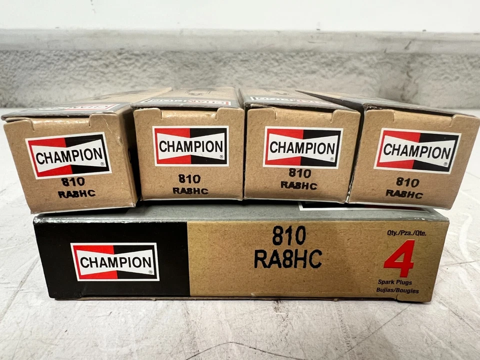 CANTIDAD 4 bujías de níquel genuinas Champion Copper Plus 810 RA8HC 15162 Foto 2 de 4