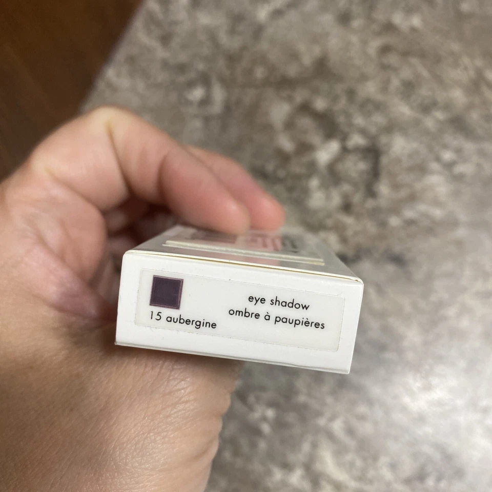 Sombra Calvin Klein #15 Berinjela Tamanho Completo Nova (Roxa) Sombra Rara - Imagem 4 de 4