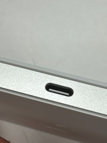 Apple Magic TrackPad White Multi-Touch Surface (USB-C) 2024 A3120 MXK93AM/A - 第 5/5 張圖片