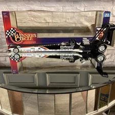 Vintage Winners Circle High-Performance Diecast Collectibles, Mike Dunn ￼