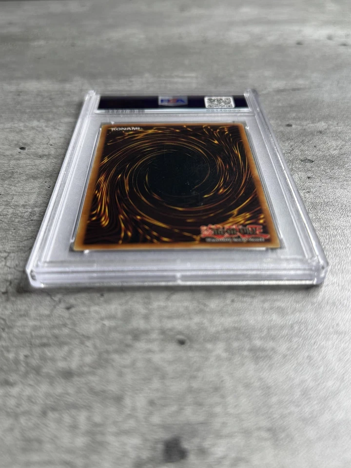 Yugioh Card Blue-Eyes Toon Dragon PSA 9 Mint Dark Beginning 1 DB1-EN066 2004 (1) - Image 4 of 4