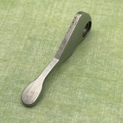 Singer Touch Sew Zig Zag 750 Sewing Presser Bar Handle 172989