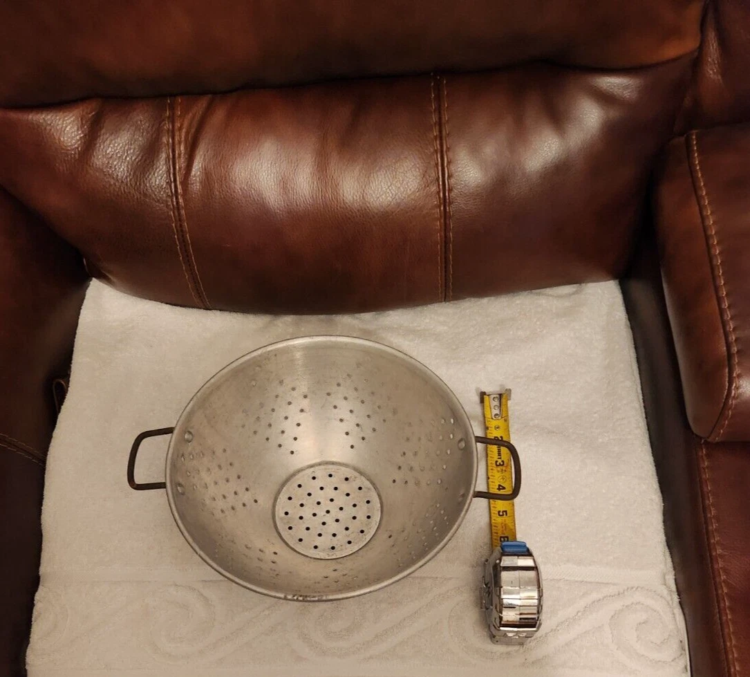 Vintage Kitchen Strainer/ Colander Farmhouse Aluminum 11” Footed & Steel Handles