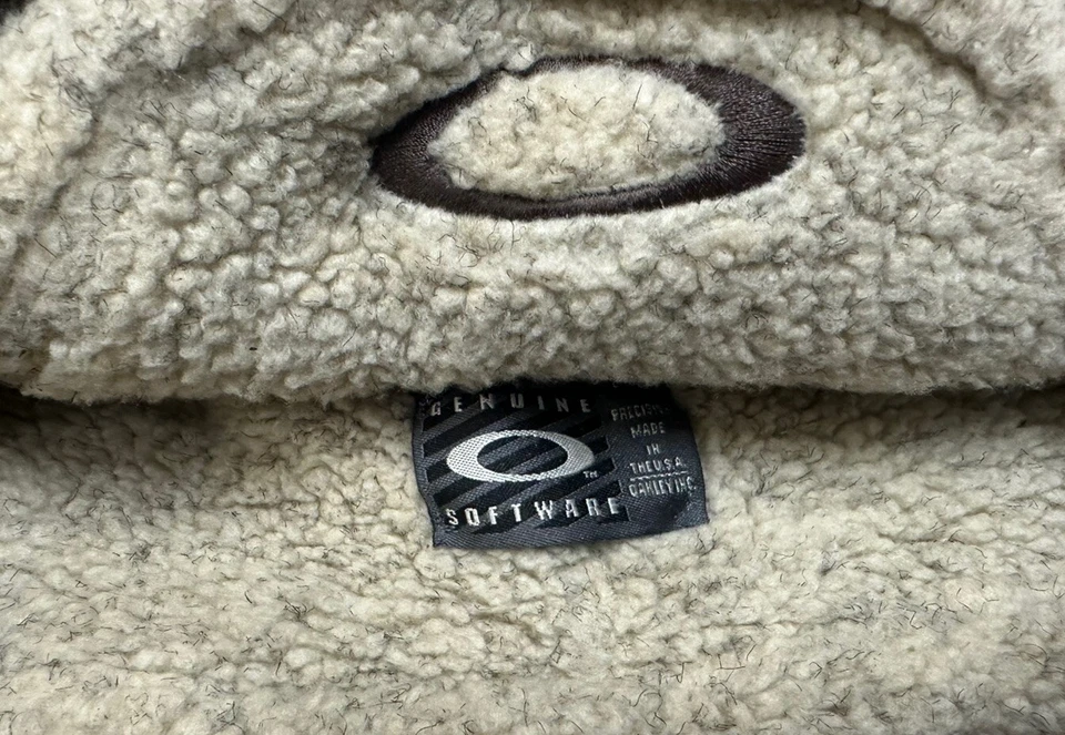 Vintage Rare Oakley Software 1st Generation Icon Moscow Trapper Beanie Hat - Image 2 of 4