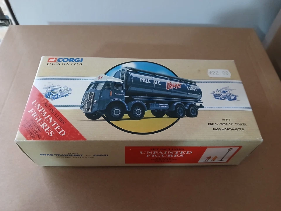 CAMION ERF CYLINDRICAL TANKER BASS WORTHINGTON CORGI CLASSICS - Immagine 2 di 4
