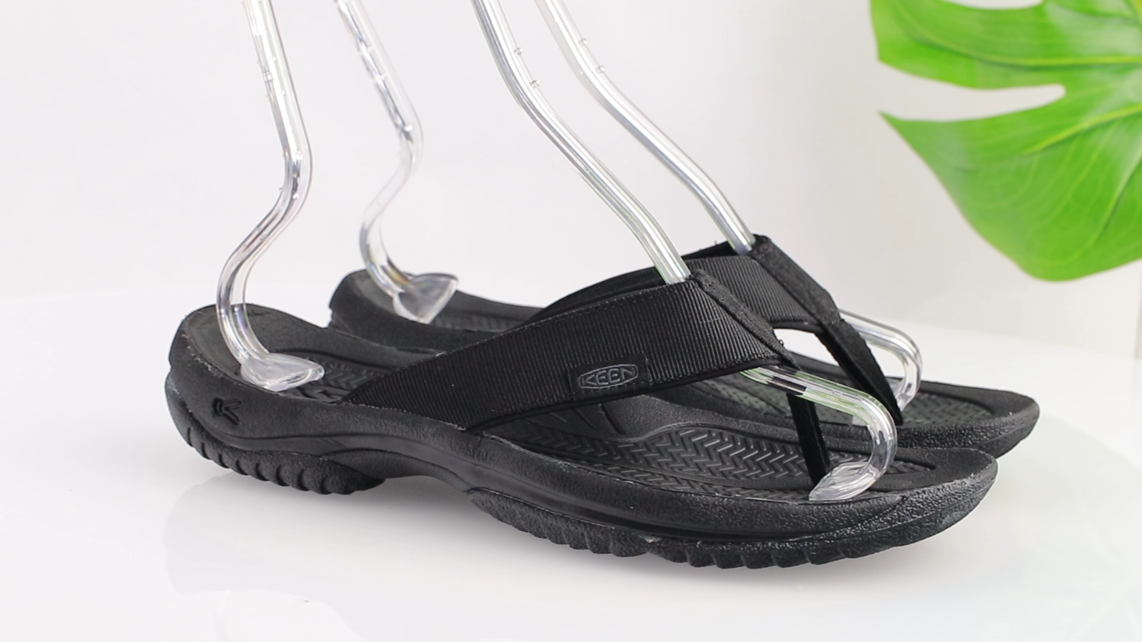 Sandalo Keen uomo Kona taglia 9 nero perizoma infradito scarpa da spiaggia acqua attivo