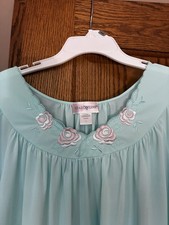 Shadowline Nightgown Women Large Aqua Blue Excellent Vintage Roses