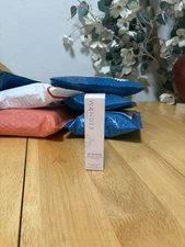 Wander Beauty On-The-Glow Blush & Illuminator in CORAL ROSE/Nude Glow SEALED NEW