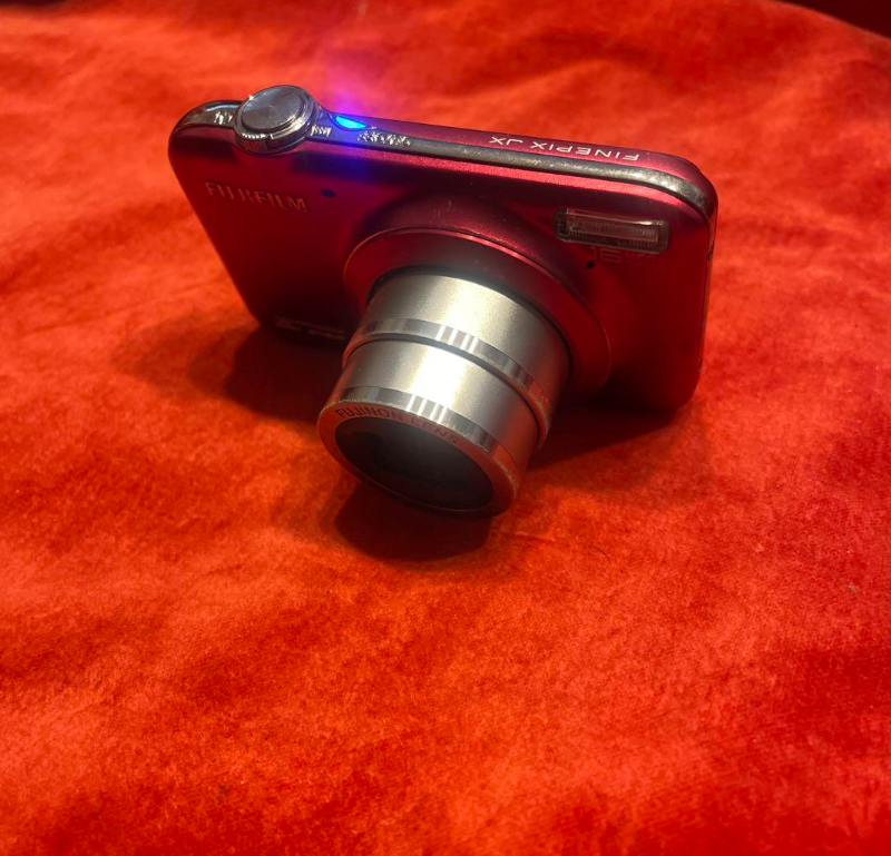 Fujifilm FinePix J Series JX400 16.0MP Digital Camera Fujifilm FinePix J Series JX400 16.0MP Digital Camera