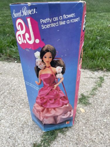 Vintage 1983 Barbie Sweet Roses PJ Doll In Box Mattel Pretty NOS *see pictures* - Bild 4 von 5