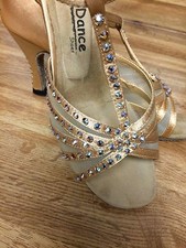 Go Go Dance Latin Tan Preciousa Crystals Shoes. Size 8 1/2 . Heel 3,5.