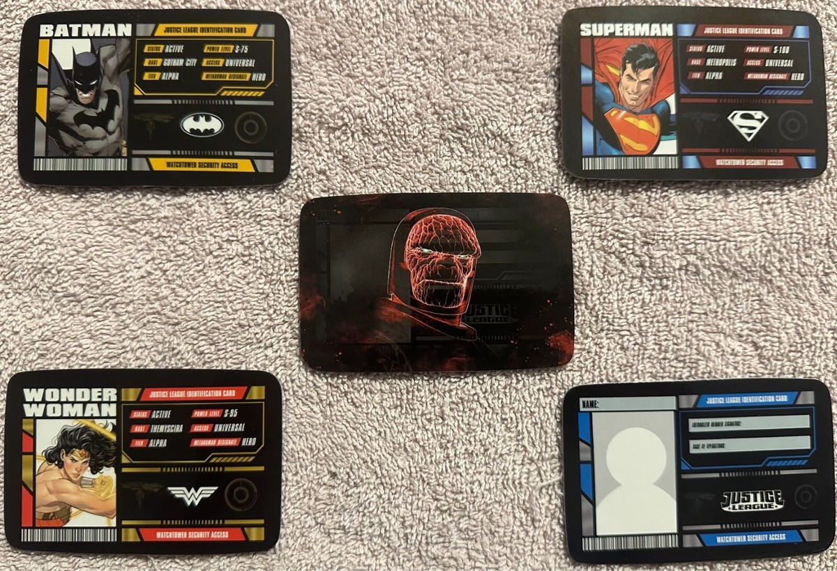 JUSTICE LEAGUE WATCHTOWER SECURITY ACCESS CARD SET DC COMICS GLOW