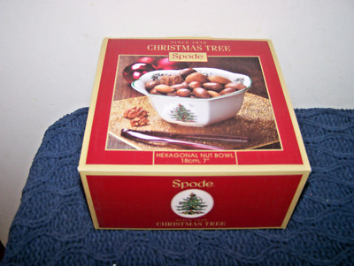 SPODE CHRISTMAS TREE HEXAGONAL 7'' NUT BOWL MIB