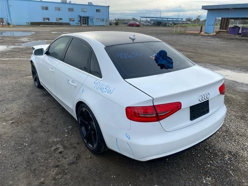 CHASIS CONTROL MODULE 8K0907064FL 2013 AUDI A4 AUDI Foto 4 de 4