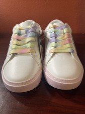 Art Class Girls Kaitlyn Lace Up Fashion Low Top Court Sneakers Rainbow Size 4