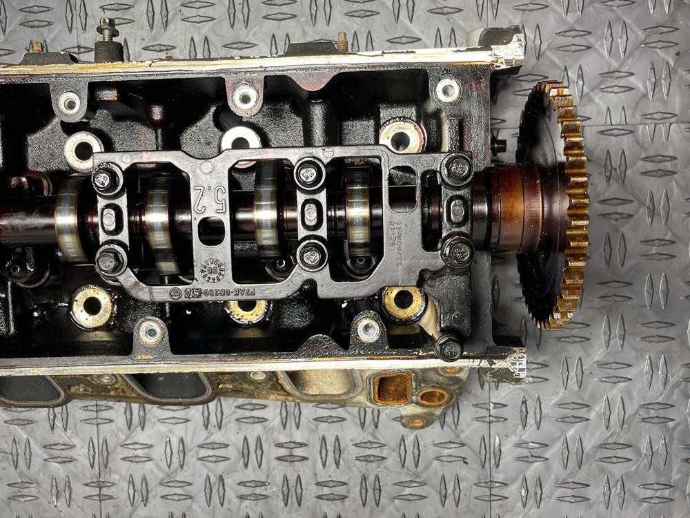 Ford GT 1999-2004 Left Cylinder head