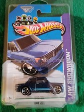 2013 HOT WHEELS 154/250 BMW 2002 - BLUE - In Protector