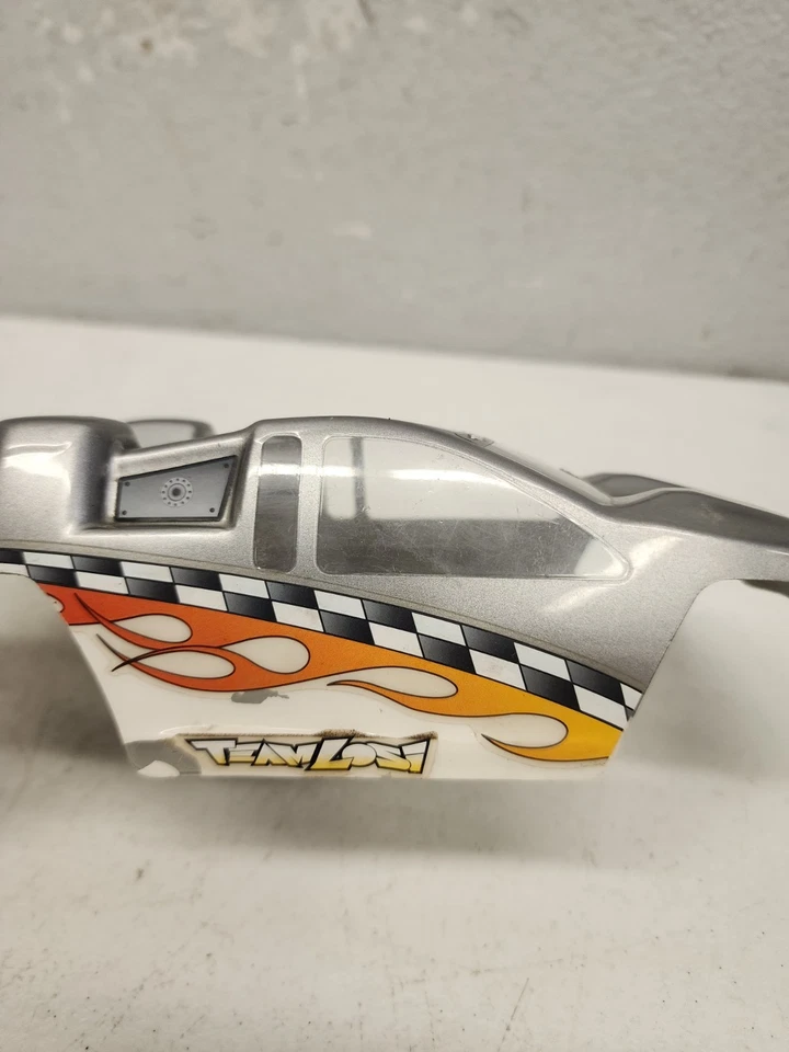 Team Losi Mini T 1.0 1/18 Original Grey/White Body - Image 3 of 4