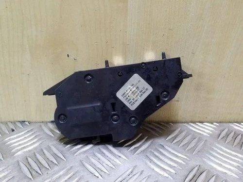 Serrure de boîte à gants