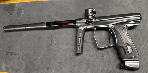 Shocker XLS Paintball Marker w/ Freak barrel