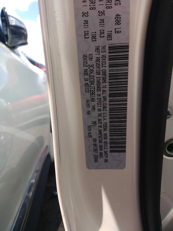 2018 Jeep Compass Rack and Pinion Assembly OEM 66K Mi 4WD White 68273357AE - Image 3 of 4