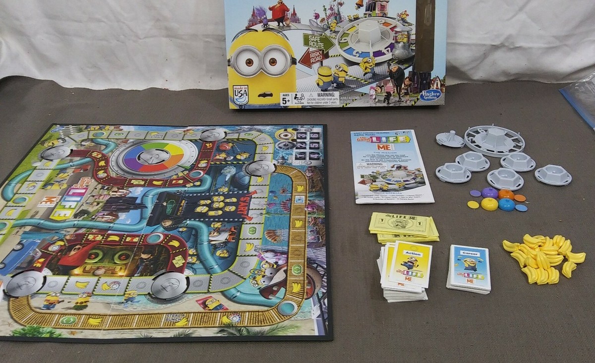 Despicable Me Minion The Game of Life Board Game With Original Box