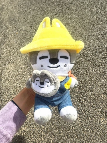 20CM Stray Kids Japan Concert Kindergarten SKZOO Plush Doll Cartoon SKZ Doll Toy - Bild 17 von 24