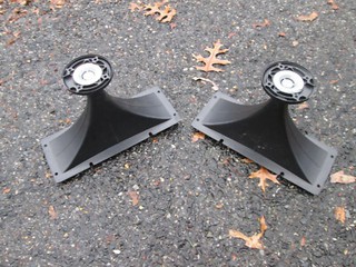 PAIR UNMARKED METAL 10.5" x 4.25" HORN SPEAKERS! DRIVER MOUNT 4 SCREW 1 3/4"