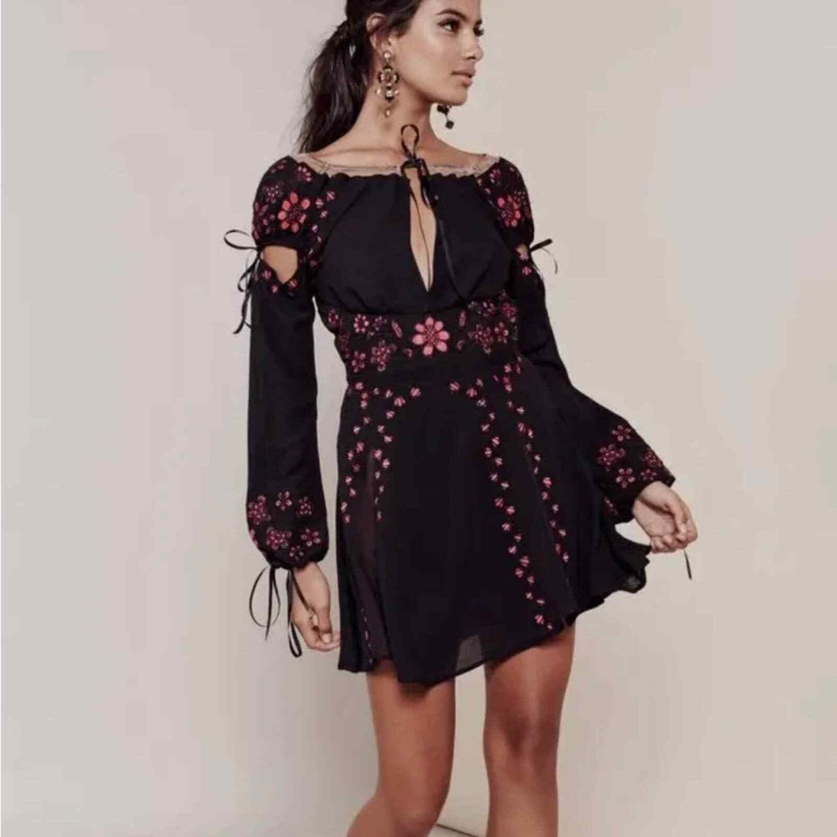 vacation mini dress Perfect Long Sleeve V-Neck Cutout KLESIS care fabric that holds Clothing Sizes:Small Encore Beach Club VIP