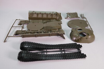 Revell Monogram 1:35 M-48 A-2 Patton Tank Diecast Model Kit