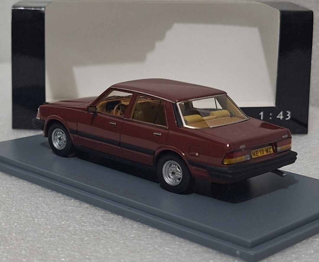 Mazda 626 MKI Sedan 4-Door 1980 Bordeaux 1:43 Neo 44010 EXTREMELY