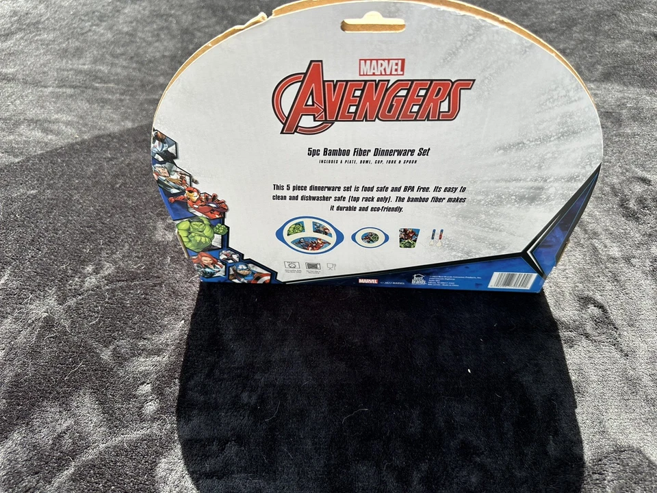 Juego de vajilla de bambú Marvel Avengers de 5 piezas para niños pequeños y ecológicos sin BPA azul Foto 3 de 4