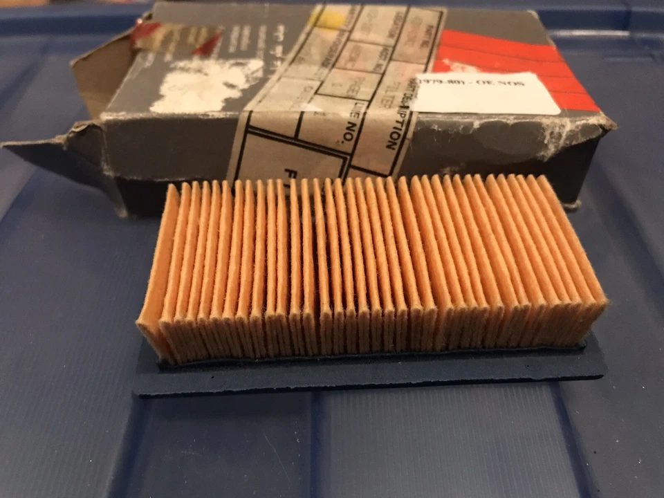 Lancia Beta Coupe, Zagato o HPE - Válvulas de caña filtro de aire para todas las Betas 1979 Foto 3 de 4