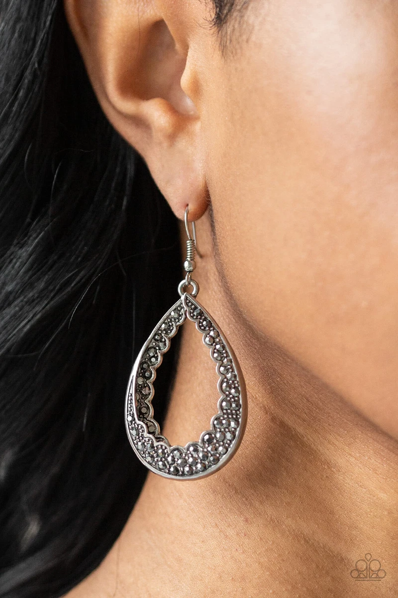 Silver earrings best sale paparazzi