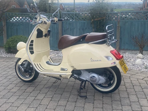 2008 VESPA GTV 250