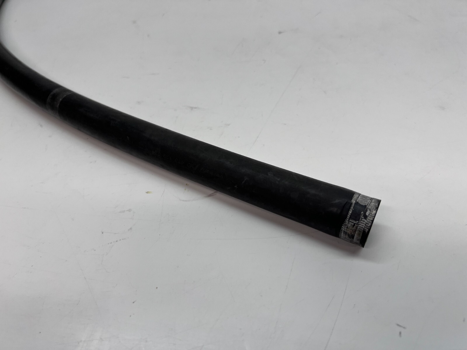 LAMBORGHINI AVENTADOR LP700 740 750 FUEL VAPOR BREATHER LINE OEM 470133739