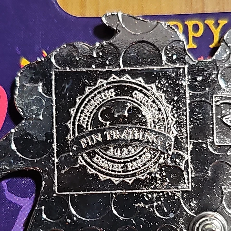 Disney DLP 2023 Halloween Minnie OE pin - Image 3 of 3