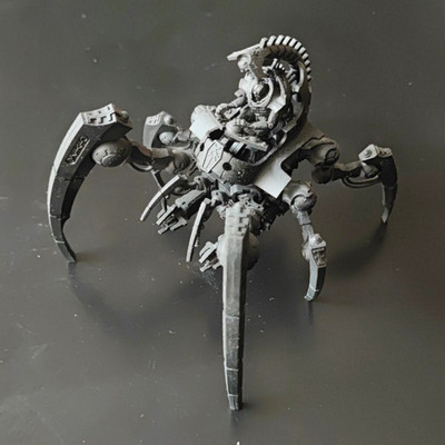 Warhammer 40.000 Necrons Triarch Stalker Miniatur, zusammengebaut, Grundiert