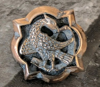 Vintage Gold tone Mid Century Modern Flying Dragon Pin 1''x1'' Scratches 