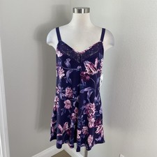 NEW Linea Donatella Gown Womens Medium Purple Floral Lace Chemise Nightgown