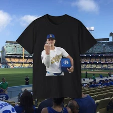 No Text Kikè Hernandez Funny Humorous Gift for Sports Fans Baseball T-Shirt