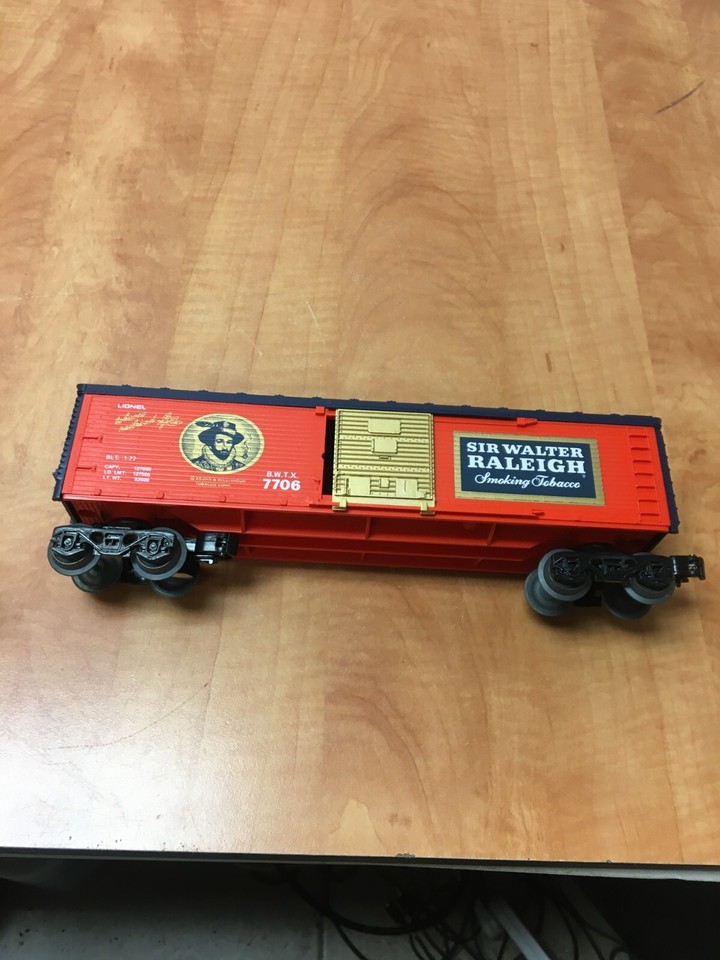 Lionel 67706 O Gauge Sir Walter Raleigh Smoking Tobacco BWTX Red