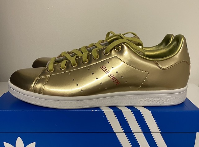 box of adidas stan smith