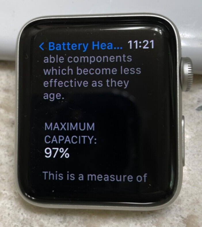 Apple Watch Series 3 Battery Health 97% EUC 42mm Aluminum Apple Watch Series 3 Battery Health 97% EUC 42mm Aluminum