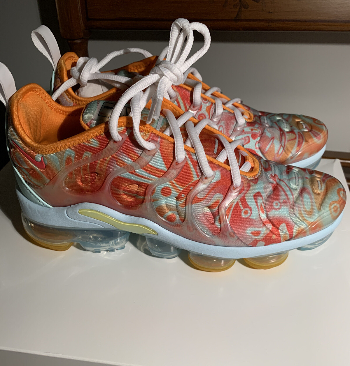 vapormax plus dip dye mint orange