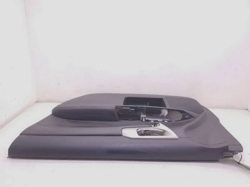 Lexus CT200H 2015 montaje del panel de la puerta delantera del lado del pasajero  Foto 4 de 4