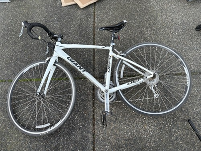 #ad #ad Giant Defy Road Bike $300.00