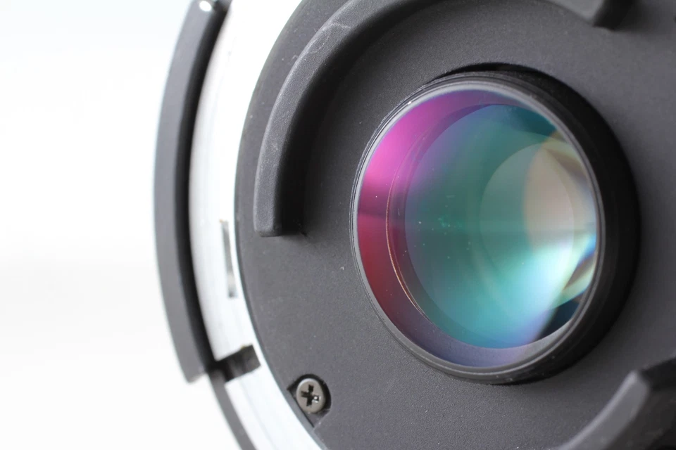 Lente Gran Angular Nikon Ai-s Nikkor 20mm f2.8 MF Desde JAPÓN [Casi MINT+++] - Imagen 4 de 4