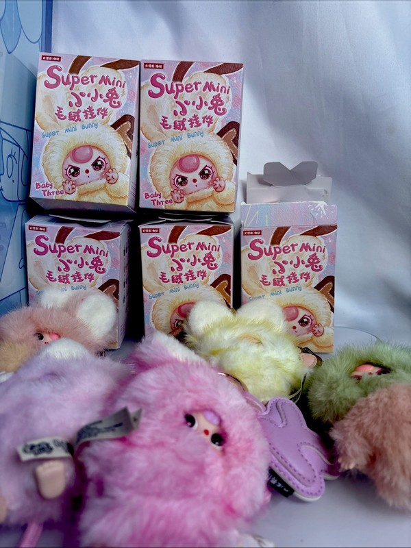 Baby Three Super Mini Bunny Plush  - "Letter V,C,K,P,R Lot Of 5 Confirmed Cards